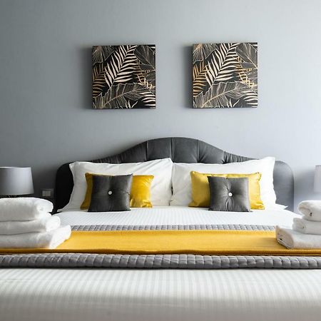 Grancini 6 - Pagano City Life Luxury Apartment ! ミラノ エクステリア 写真